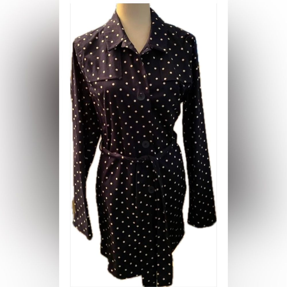 Kim Rogers light weight jacket/trench coat style with toe belt size medium